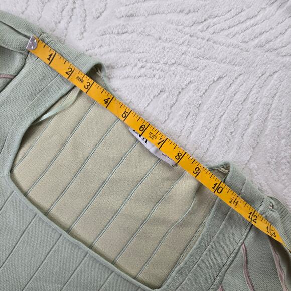 Zara EUC pleated knit cropped sweater top Small Pale green beige light pink - Picture 15 of 16